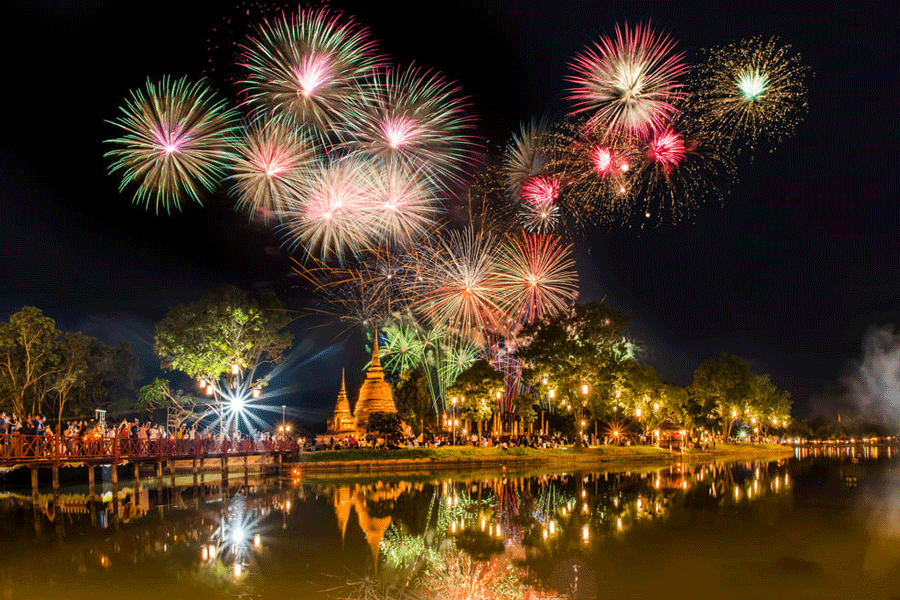 Où fêter Loy Krathong en Thaïlande : Chiang Mai, Bangkok ou Sukhothai ?