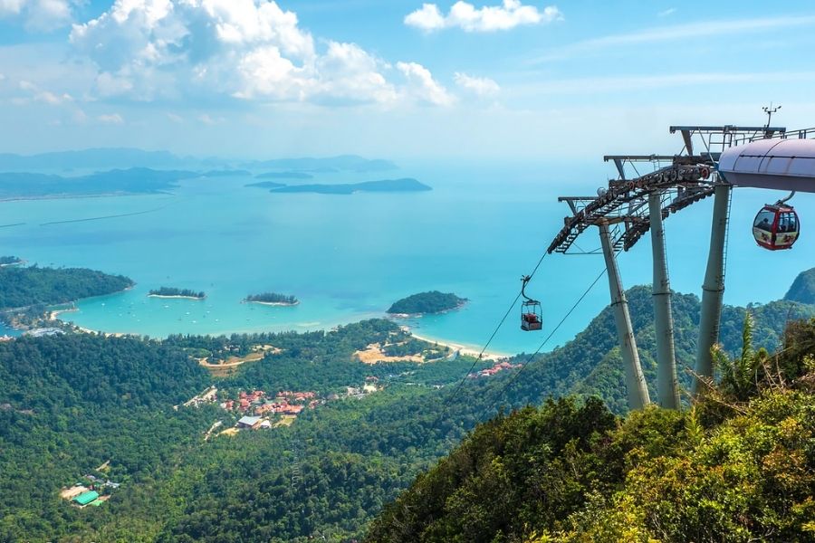 Noël en Malaisie : Où fêter et quoi faire pour un séjour magique