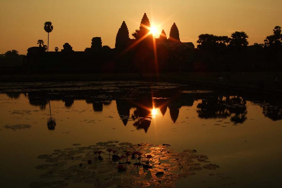 Le coucher du soleil à Angkor Wat