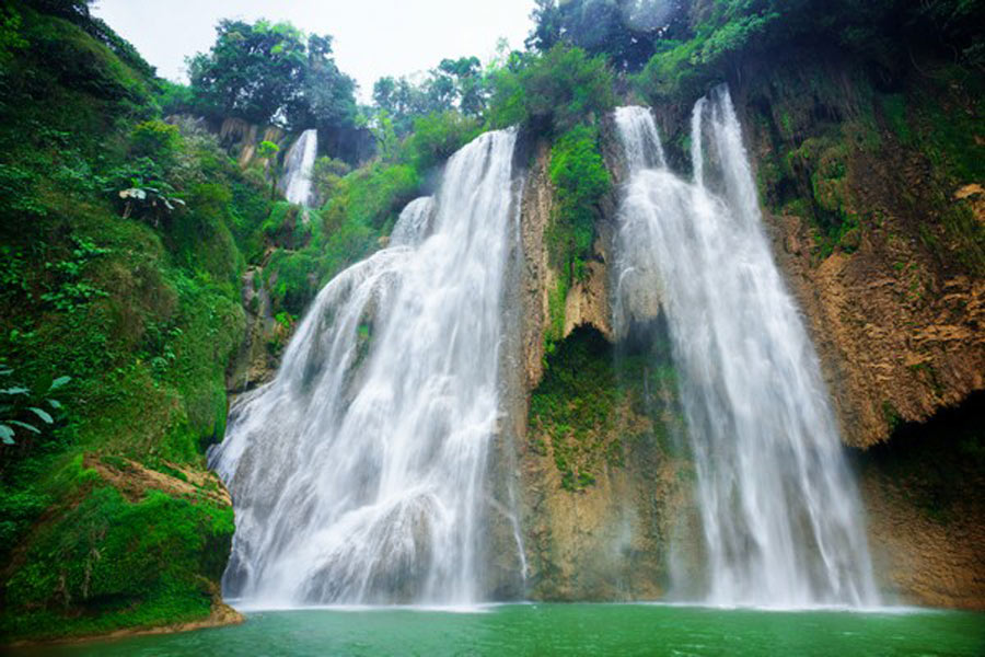 Cascade de Thi Lo Su