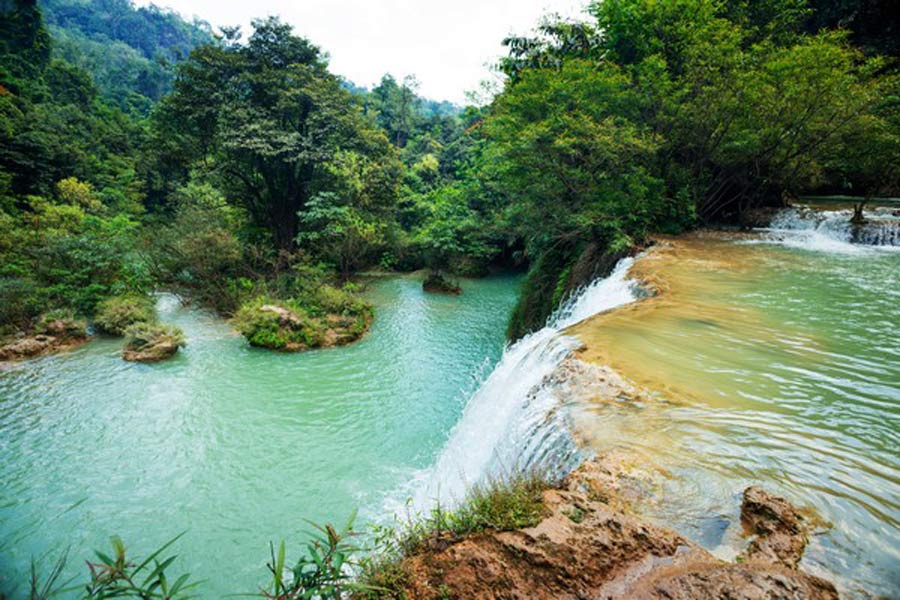 Cascade de Thi Lo Su