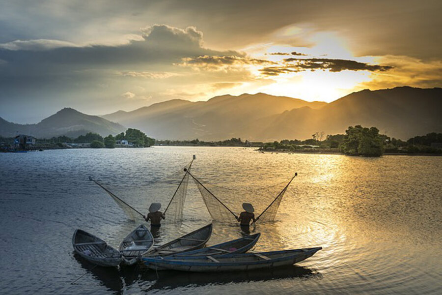 Harmonie entre l’homme et la nature au crépuscule vietnamien