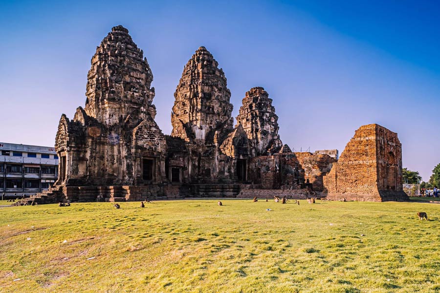 Phra Prang Sam Yod