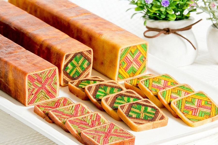 Sarawak Layer Cake