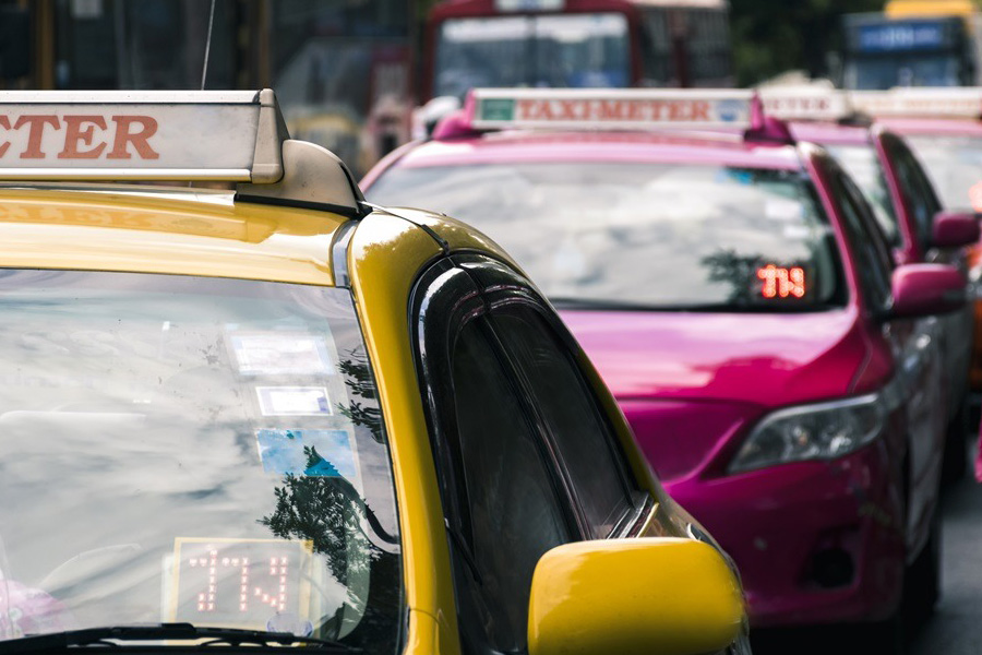 Taxi à Bangkok moyen populaire pour se déplacer en ville