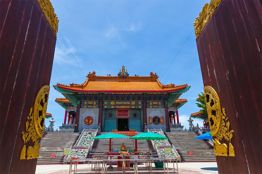 Wat Borom Racha Kanchanapisek Anusorn est un temple chinois à Nonthaburi