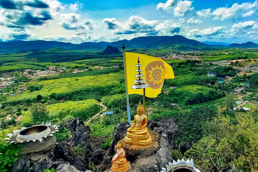 Wat Khao Phra Yod