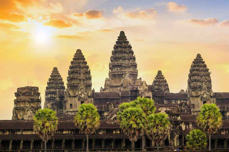 Angkor Wat est le plus grand temple