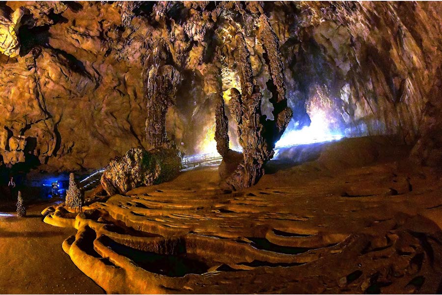 Cao Bang - Grotte de Nguom Ngao