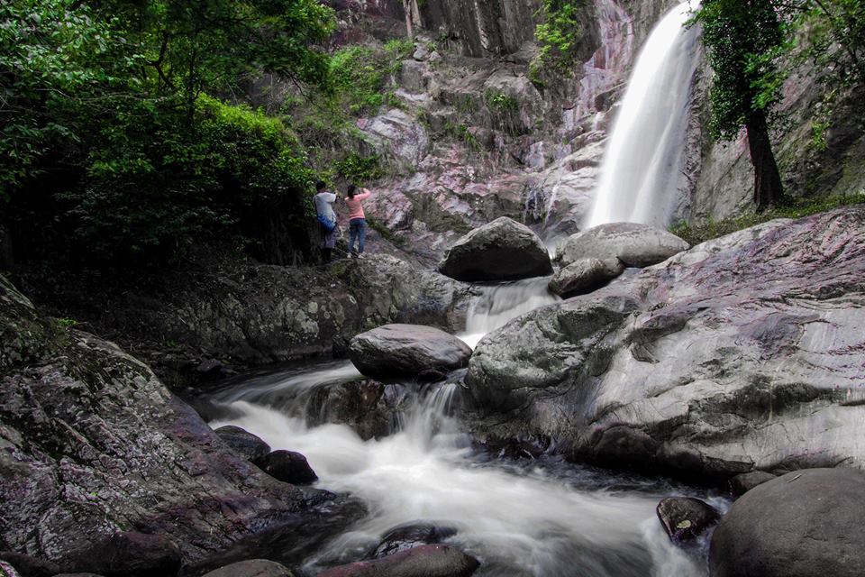 Cascade de Mae Kra Sa