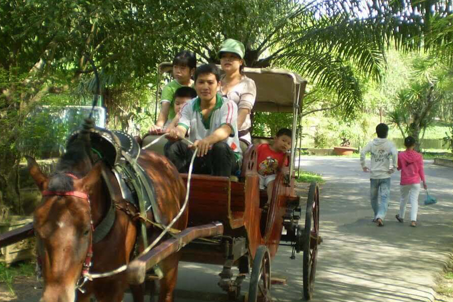Con Phung offre de nombreuses activités intéressantes aux touristes