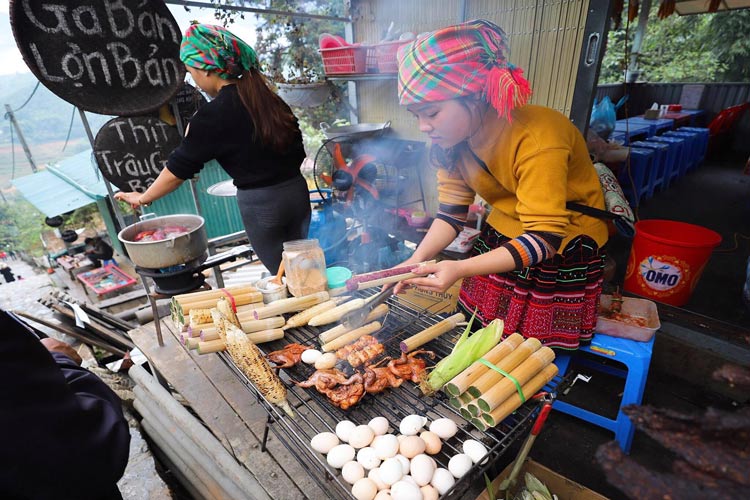 la cuisine locale au village de Cat Cat est renommée pour ses plats grillés
