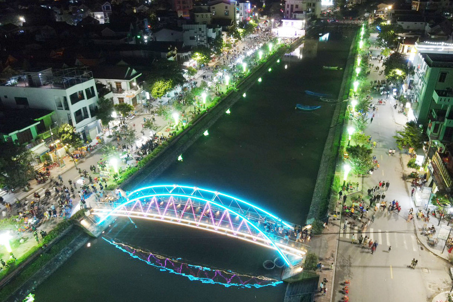 Le pont de Dong Hoi est un symbole architectural et un excellent spot photo