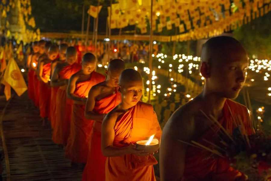 Festival de Visakha Bucha à Chiang Mai 