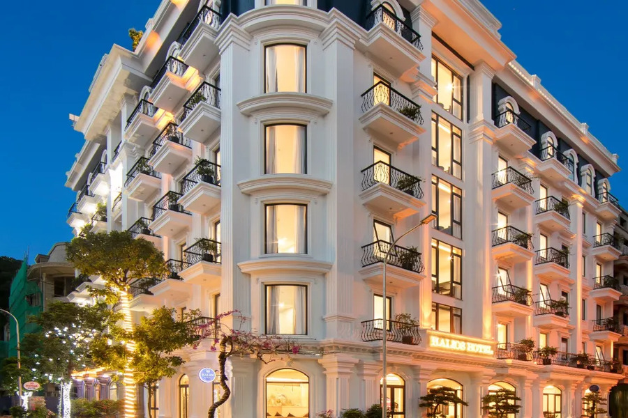 Halios Hotel Halong est un hôtel boutique élégant parmi les hôtels à la baie d'Ha Long