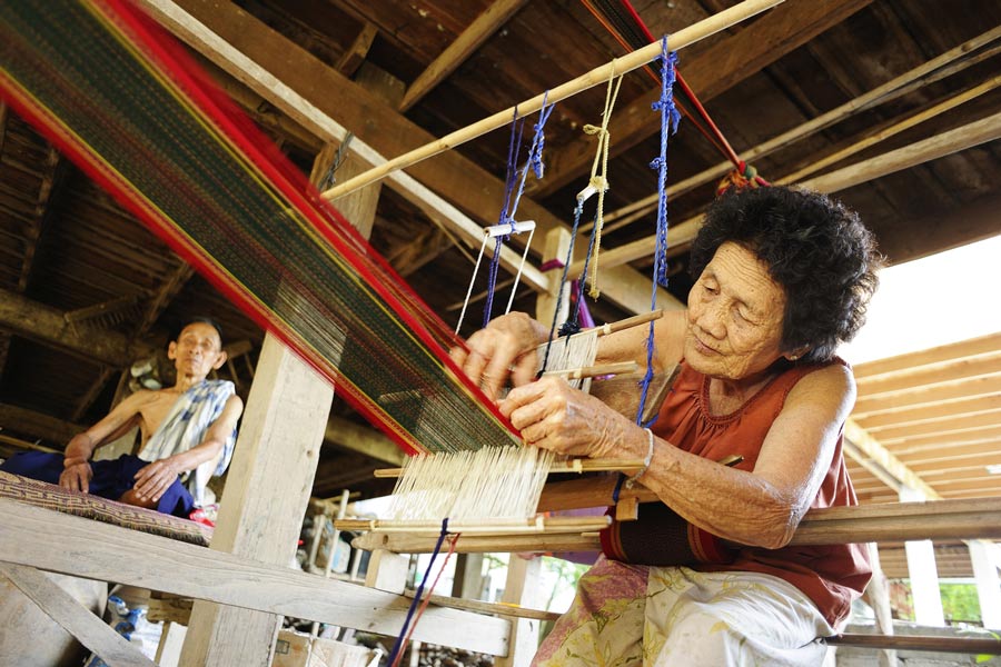 Institut du tissu tissé à la main Haripunchai