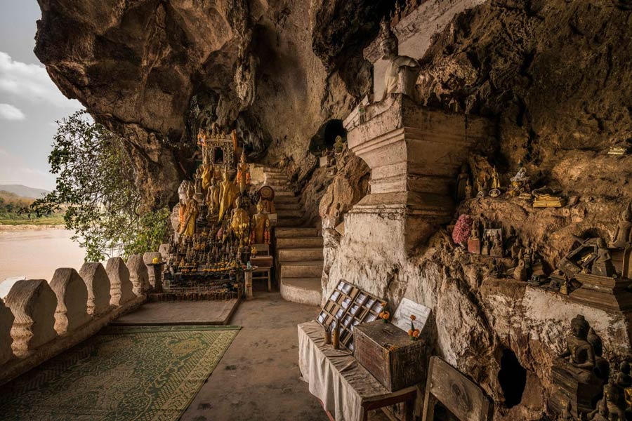 La grotte de Pak Ou est une attraction des itinéraires bien choisi dans le circuit Cambodge Laos