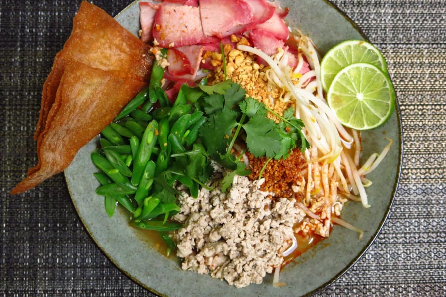 Nouilles de Sukhothai est une spécialité culinaire de Kamphaeng Phet