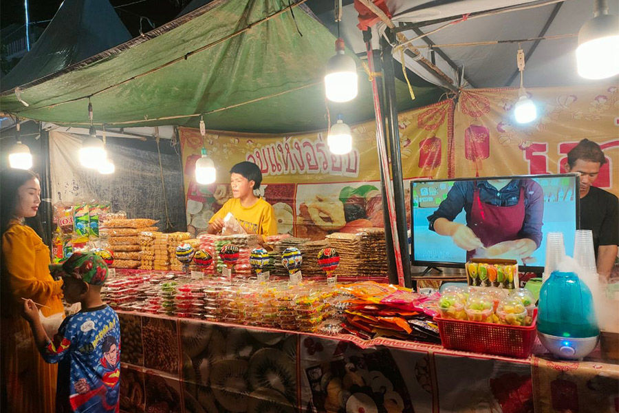Marché de nuit de Ta Khmau à Kandal