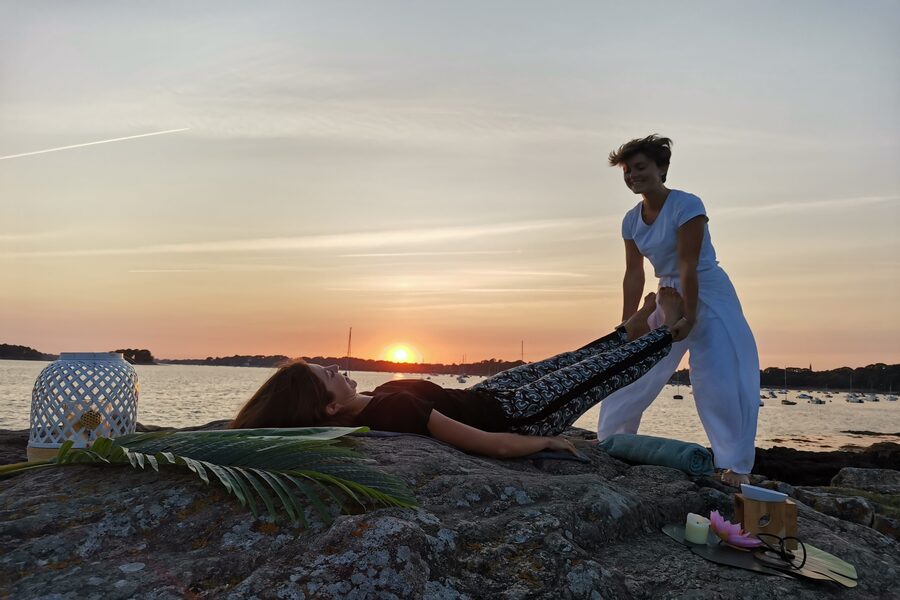  Plusieurs salons installés sur les plages de l’île de Koh Lan proposent des soins relaxants à des prix abordables