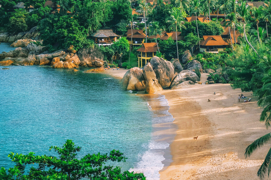 Eaux cristallines idéales pour la plongée à Koh Tao en mai