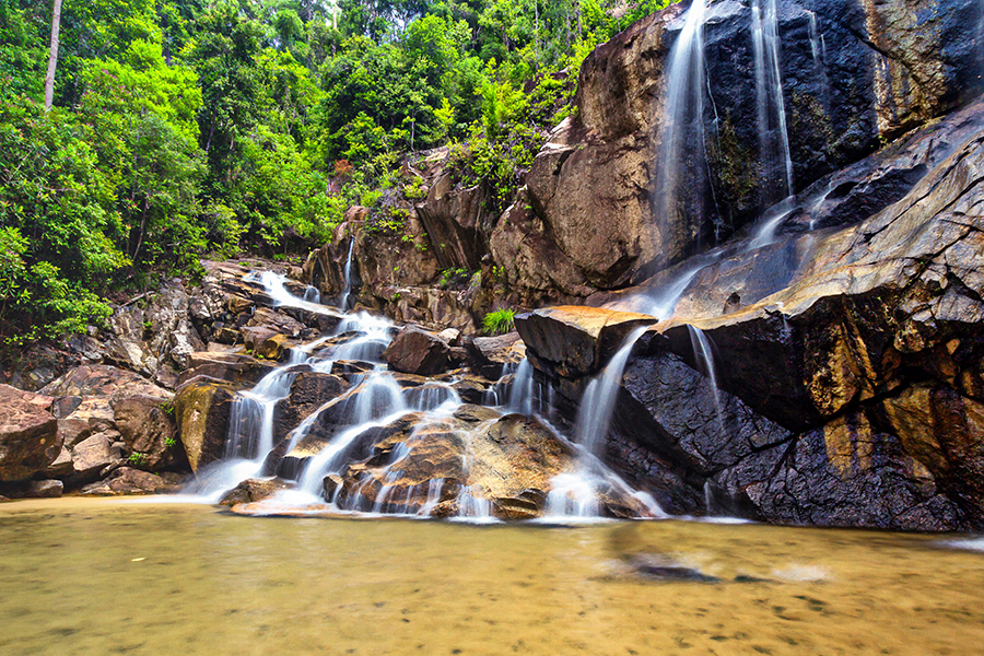 Cascade de Sungai Pandan, une merveille naturelle rafraîchissante à Kuantan