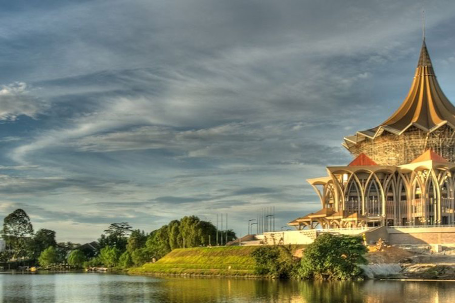 Kuching en été