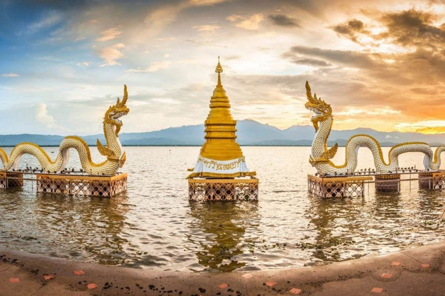 La beauté du lac Phayao