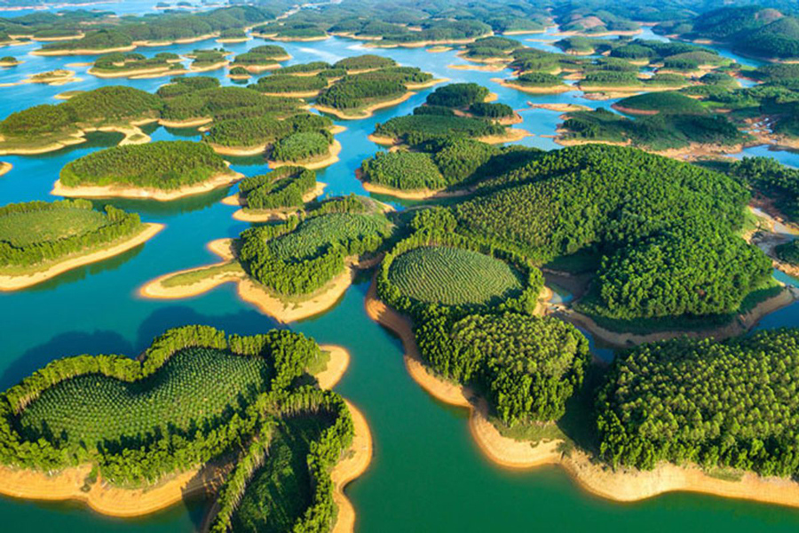Lac de Thac Ba