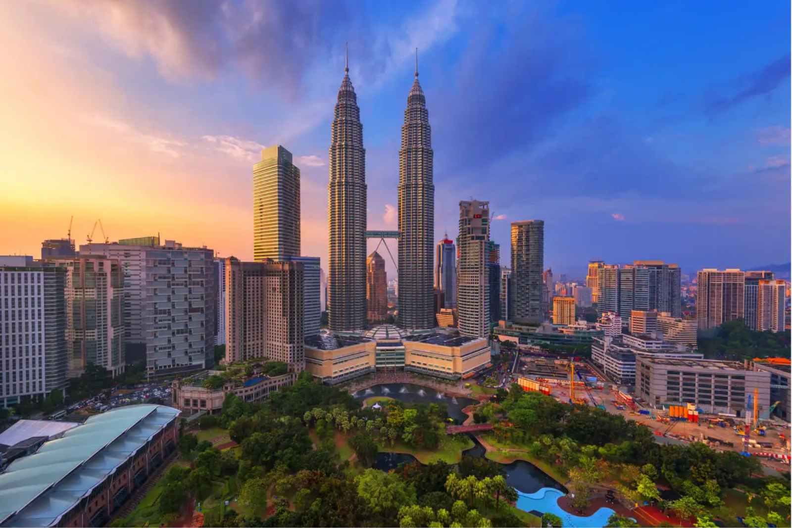 Les tours jumelles Petronas réside dans top 10 des meilleures attractions en asie du sud-est