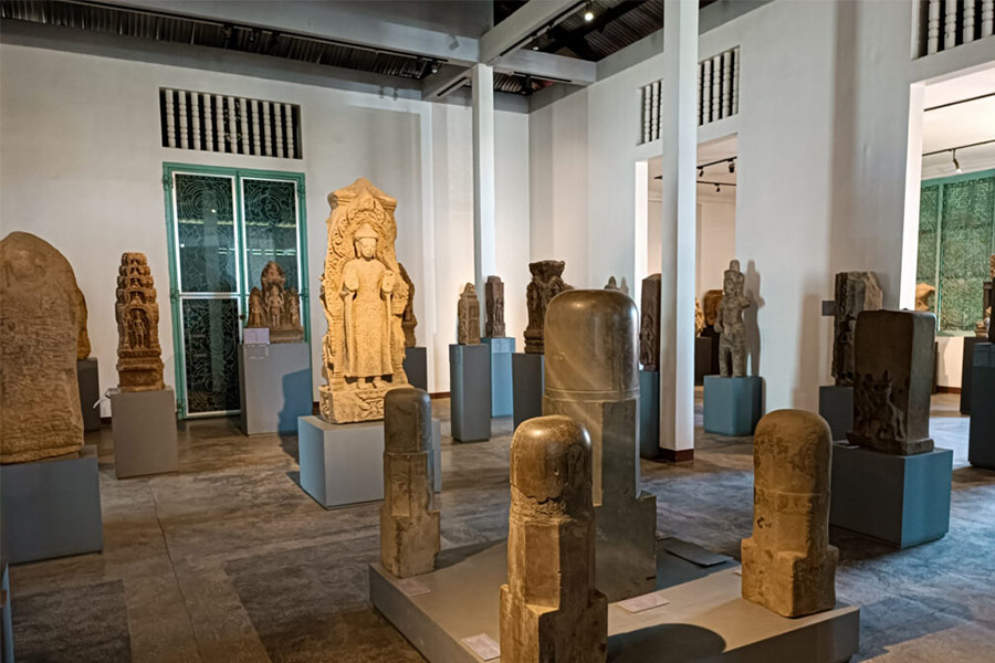 Bouddha exposé au Musée provincial de Battambang