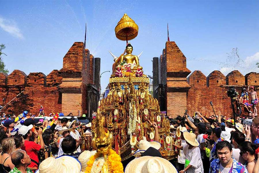 célébrer Songkran à Chiang Mai