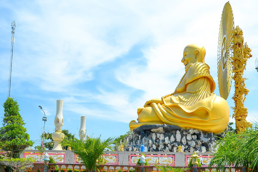 Pagode Van Phuoc est une destination incontournable pour tout voyage à Van Phuoc ou circuit dans le delta du Mékong
