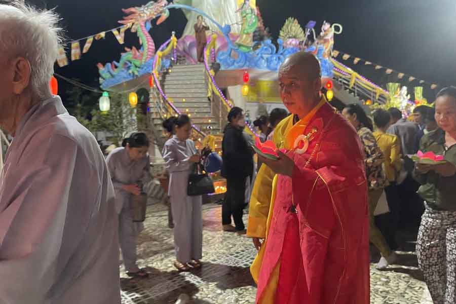 La fête dédiée à Quan The Am Bo Tat est organise à la pagode Van Phuoc