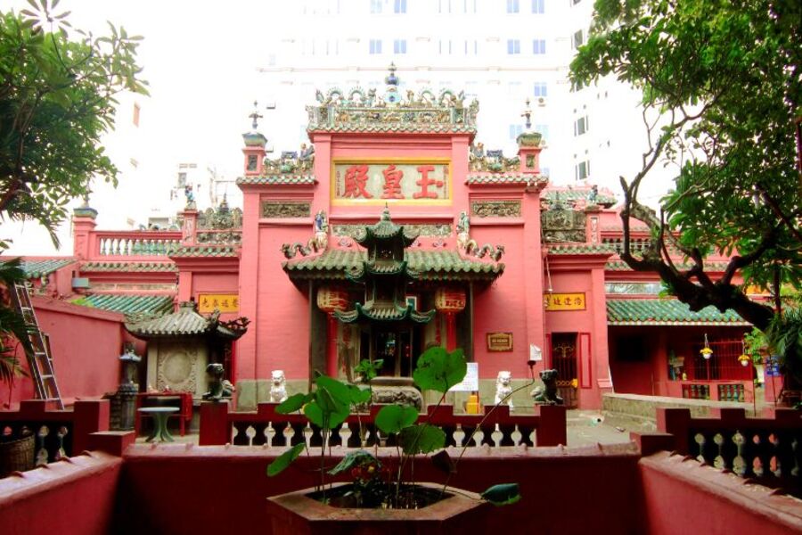  pagode de l’Empereur de Jade est une des pagodes à Ho Chi Minh Ville les plus célèbres