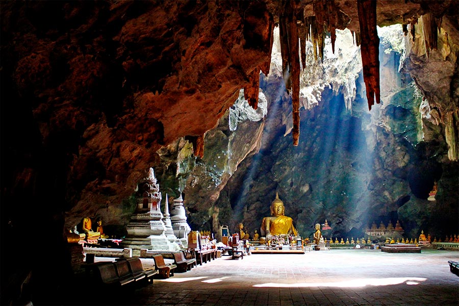 Khao Luang est une attraction incontournable à Phetchaburi