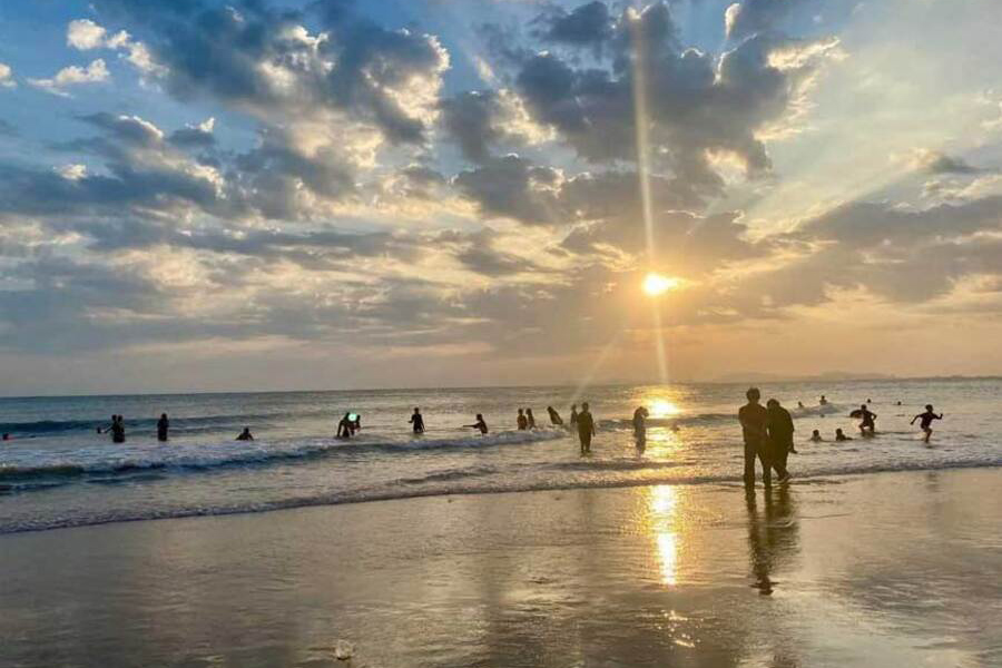 La plage de Phuoc Hai est un endroit idéal pour se détendre et se relaxer