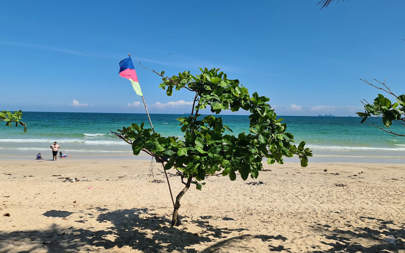 le plage de Thung Wua Laen
