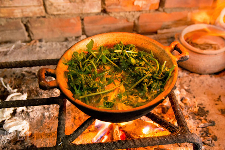 Canh rau dớn - La soupe aux fougères sauvages