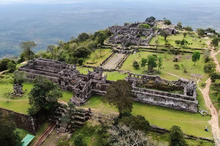 Le temple de Preah Vihear, sanctuaire sacré perché à la frontière