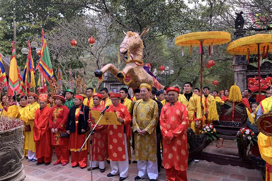 Fête de Giong se déroule au printemps à Hanoi