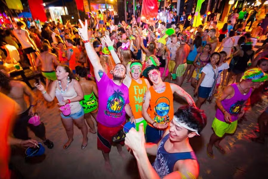 programme-officiel-de-la-full-moon-party-de-koh-phangan-2025