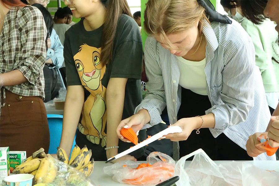 Cours de cuisine à faire du Som Tum à Chiang Mai