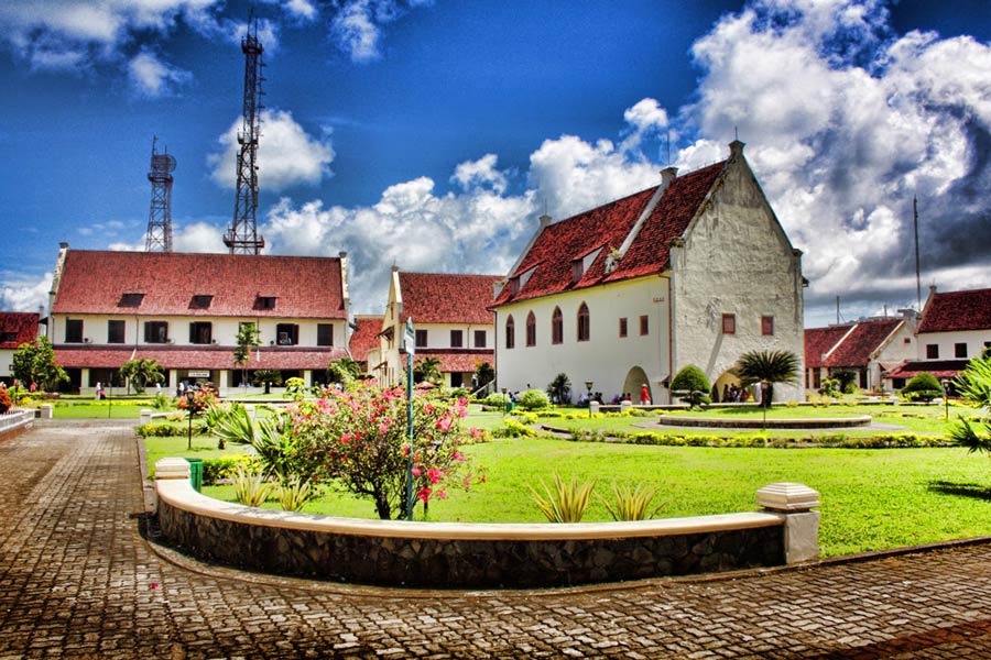 Le Fort de Rotterdam est une superbe architecture coloniale à Sulawesi du Sud 