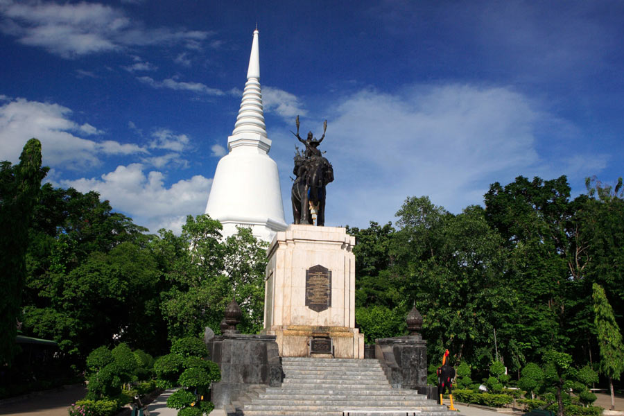 Monument de Don Chedi à Suphanburi