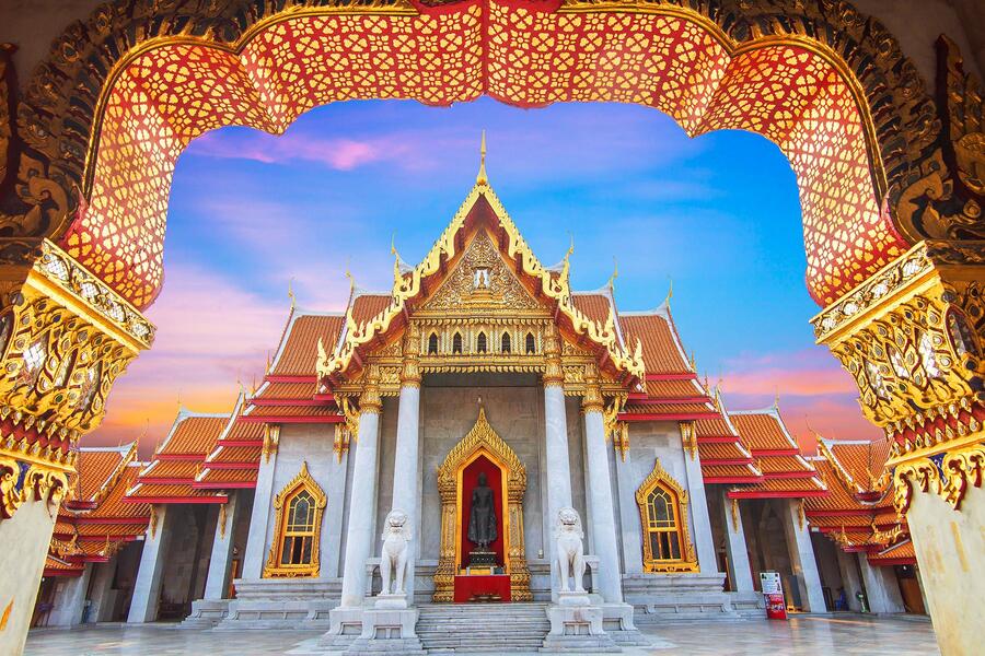 À Phuket, il existe de nombreux temples célèbres que les touristes peuvent visiter