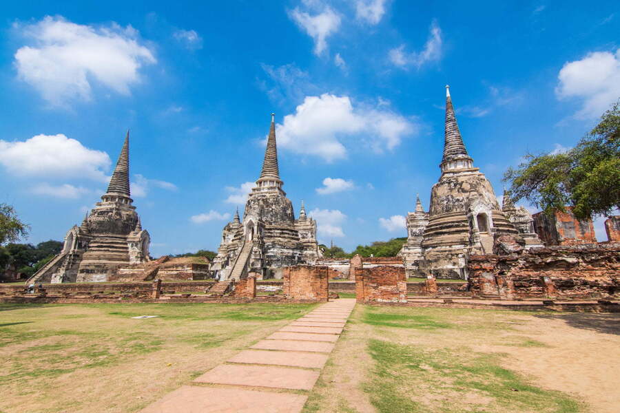 Vestiges de l’ancienne capitale royale Ayutthaya en Thaïlande