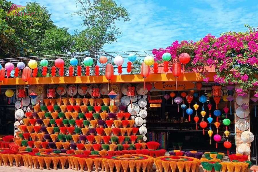 La visite des villages artisanaux de Hué est aujourd’hui reconnue comme une forme de tourisme durable