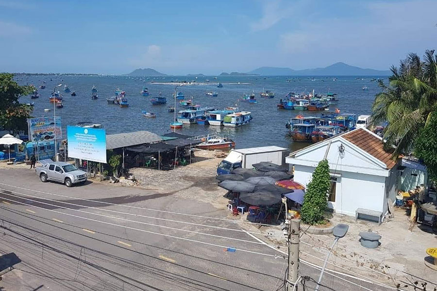 Scène de vie au village de Van Gia, l'une des villages des pêcheurs à Khanh Hoa