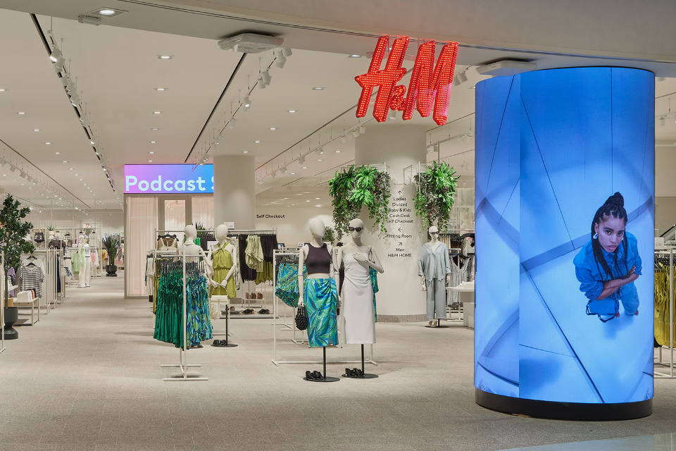 Siam Paragon propose des marques connues comme GAP, H&M et Zara, offrant ainsi un large éventail de choix
